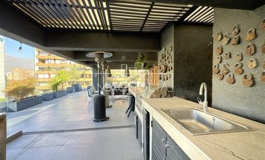 Penthouse Dúplex amoblado con hot tub y terraza privada