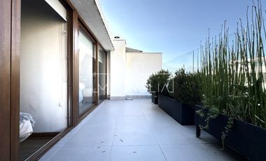 Penthouse Dúplex amoblado con hot tub y terraza privada