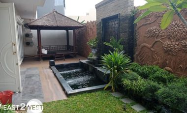 Dijual Rumah Mewah Sutera Telaga Biru Alam Sutera Tangerang Sudah Renovasi Lokasi Hijau Nyaman Siap Huni