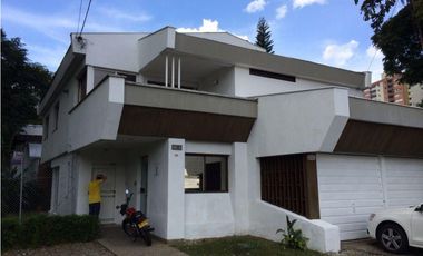 Casa La Aguacatala para inversionista, rentabilidad del 0.5%