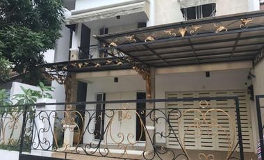 Rumah Garasi 3 Mobil di Tebet Timur Jakarta Selatan