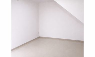 Rumah Garasi 3 Mobil di Tebet Timur Jakarta Selatan