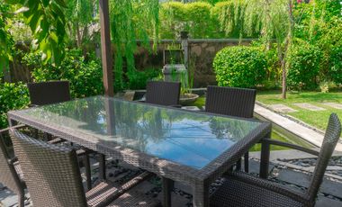 Leasehold - Tropical Estate with Huge Garden - Walking Distance to Berawa Beach, Canggu, Bali