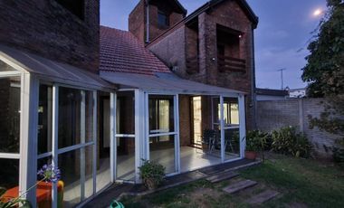 IMPORTANTE CHALET DE 7 AMB