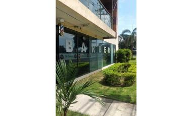 LOCAL DE 104 MTS2 EN PREMIER  PLAZA , BRISAS DEL GOLF