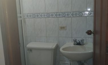 apartamento en arriendo en rosaleda. Cod A9432891