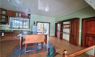 ALQUILO HERMOSA CASA DE 3HAB AMOBLADA DISPONIBLE DESDE SEPT 2024.