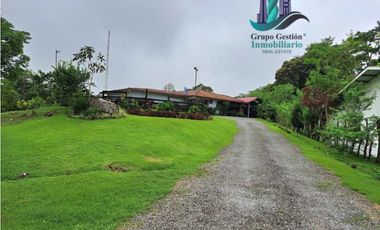 ALQUILO HERMOSA CASA DE 3HAB AMOBLADA DISPONIBLE DESDE SEPT 2024.