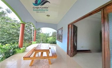 ALQUILO HERMOSA CASA DE 3HAB AMOBLADA DISPONIBLE DESDE SEPT 2024.