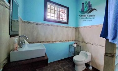 ALQUILO HERMOSA CASA DE 3HAB AMOBLADA DISPONIBLE DESDE SEPT 2024.