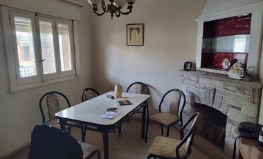 Casa para 2 Familias en venta en Parque San Martin
