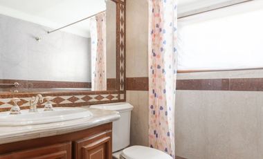 casa en venta en fusca. Cod V4951