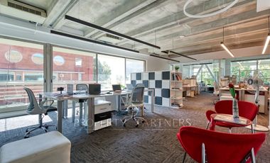 Gran Oficina Duplex en Ciudad Empresarial (UF 51/m2)!!!