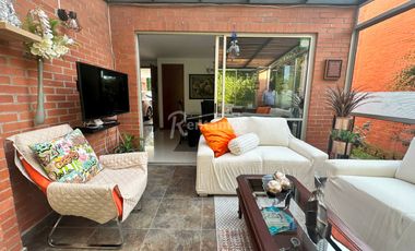 casa en venta en loma benedictino. Cod V776523