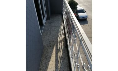 VENTA GRAN PH 4 AMB, AMPLIO QUINCHO CON GRAN  LOCAL