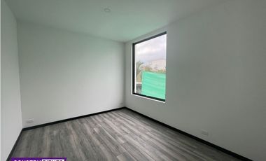 Casas modernas, independientes por estrenar al Sur de Manta