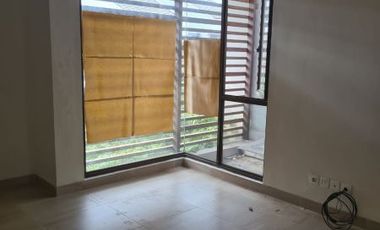 Disewakan Rumah Eminent Cluster Prestigia BSD City Tangerang Murah Bagus*