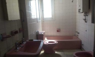 OPORTUNIDAD CASA VENTA COLINDANTE BARRIO ITALIA