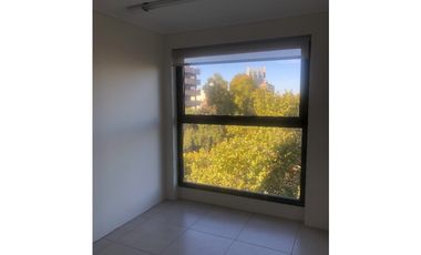 Oficina en calle Montevideo  230 esquina Av. España, Ciudad, Mendoza