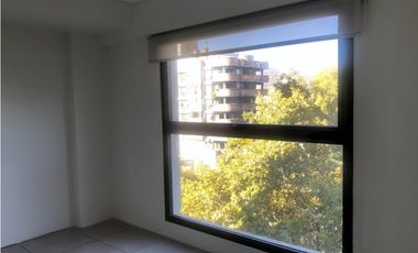 Oficina en calle Montevideo  230 esquina Av. España, Ciudad, Mendoza