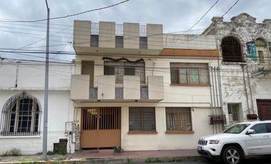 EDIFICIO EN VENTA / 4 DEPARTAMENTOS CENTRO MONTERREY