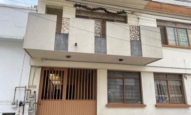 EDIFICIO EN VENTA / 4 DEPARTAMENTOS CENTRO MONTERREY