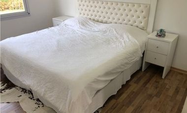 Amplia Casa contemporánea 5 dormitorios y piscina barrio privado Arenas del Sur