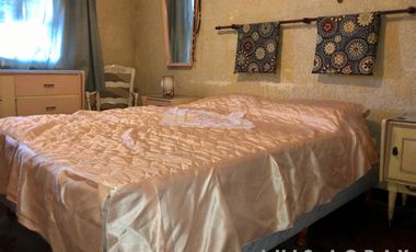 Propiedad ubicada a 400 metros de la Avenida Berlín .