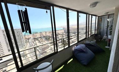 SE ARRIENDA HERMOSO DEPARTAMENTO CON EXCLUSIVA VISTA AL MAR.