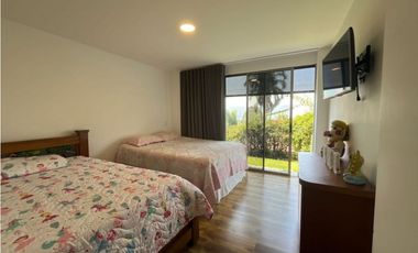 Casa para la venta en El Poblado Cola del Zorro