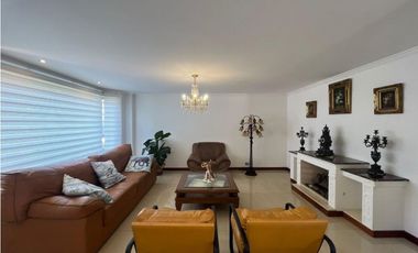 Casa para la venta en El Poblado Cola del Zorro