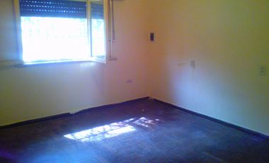 ** Ideal 2 Familias ** 2 Casas en Ph de 2 Ambientes c/ Patios Independientes