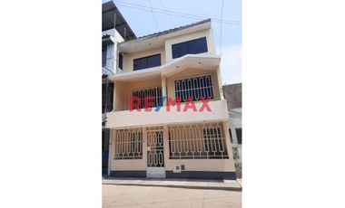 ¡Vendo Casa En Mariscal Caceres - San Juan De Lurigancho! 🏚️ 3 Pisos