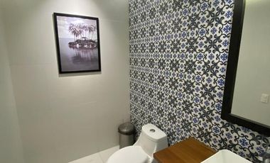 Casa en privada con paneles solares