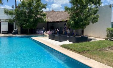 Casa en privada con paneles solares