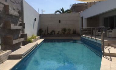 VENDO CASA AMPLIA EN BUEN SECTOR DE LA CIUDAD