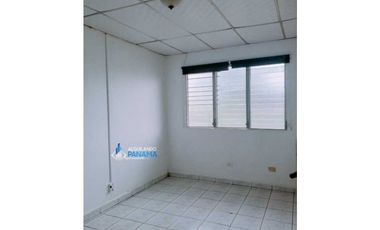 Alquilo amplio apartamento en ciudad de David.@