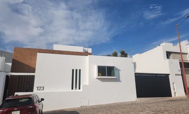 Casa en Renta en Lomas del Tec