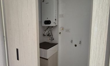apartamento en arriendo/venta en cerritos. Cod V5678