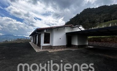 finca en arriendo en vereda los alticos san antonio de pereir. Cod A65367