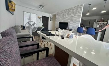 Se Alquila linda Casa en Costa Sur $1750