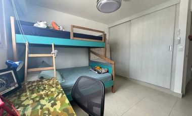 Se Alquila linda Casa en Costa Sur $1750
