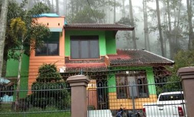 Rumah Villa Tanah 500 m Di Jl Raya Songgoriti Batu