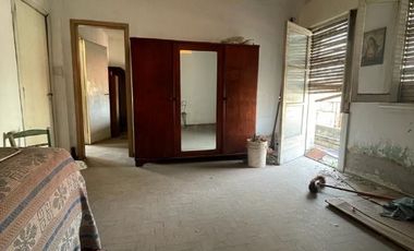 Casa para 2 Familias en venta en Moron Sur