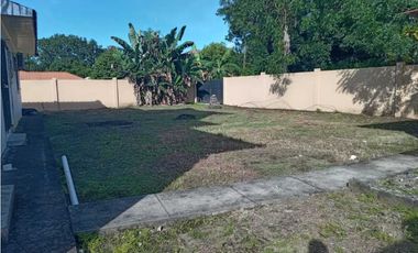VENDO CASA DE DOS PLANTAS EN DAVID