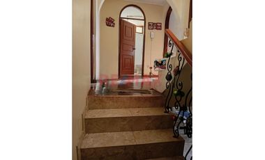 🏡 Gran Oportunidad – Se Alquila Casa Para Empresas En La Urb. Los Parques