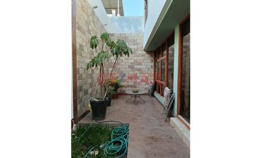 🏡 Gran Oportunidad – Se Alquila Casa Para Empresas En La Urb. Los Parques