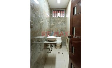 🏡 Gran Oportunidad – Se Alquila Casa Para Empresas En La Urb. Los Parques