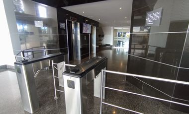 oficina en arriendo en bosque de pinos-usaquén. Cod A51868