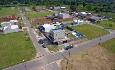 VENTA Lotes En Longchamps con escritura financiación propia